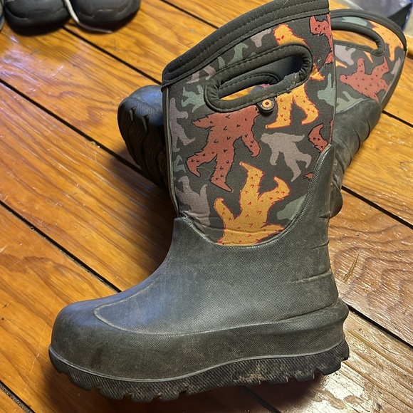 Snow boots - Picture 2 of 2